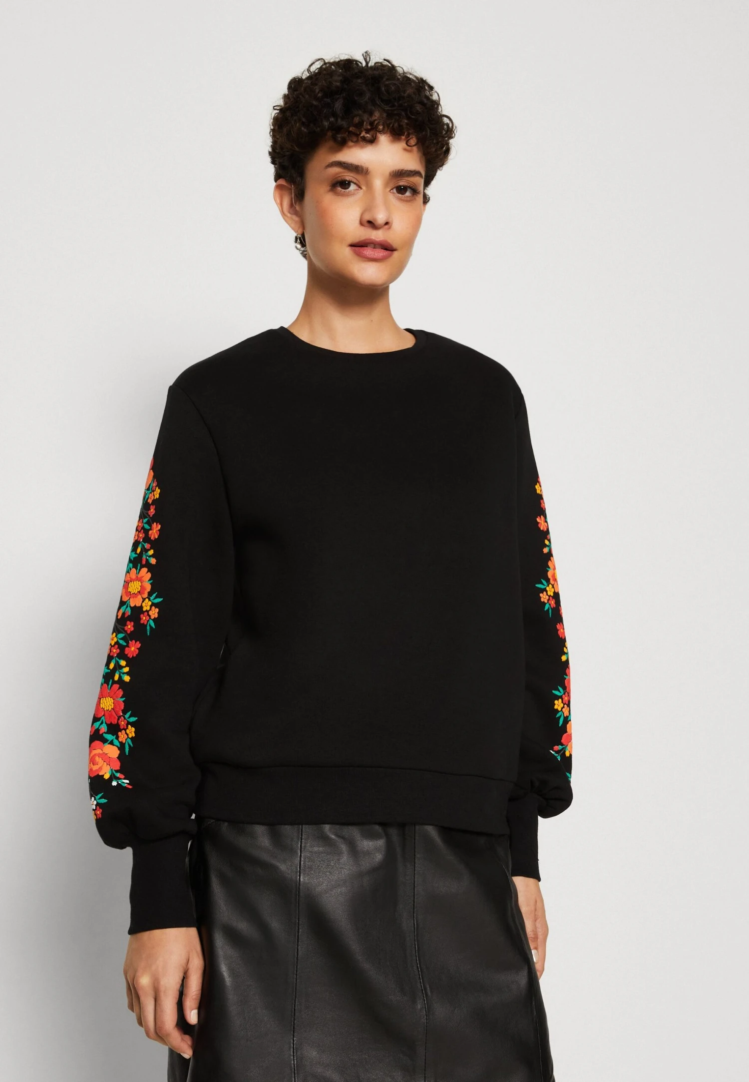 Anna Field FelpaBlack Donna Felpe AN621J013-Q11 8 Anna Field FelpaBlack Donna Felpe AN621J013-Q11 - immagine 6