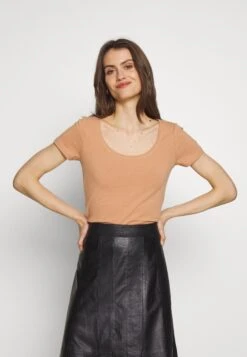 Anna Field 3 PackT-Shirt BasicWhite/Camel/Black Donna T-shirt E Top AN621D0PH-A13 13 Anna Field 3 PackT-Shirt BasicWhite/Camel/Black Donna T-shirt E Top AN621D0PH-A13 -Anna Field 1899c4648410408eb69cb60c3e22ef8a