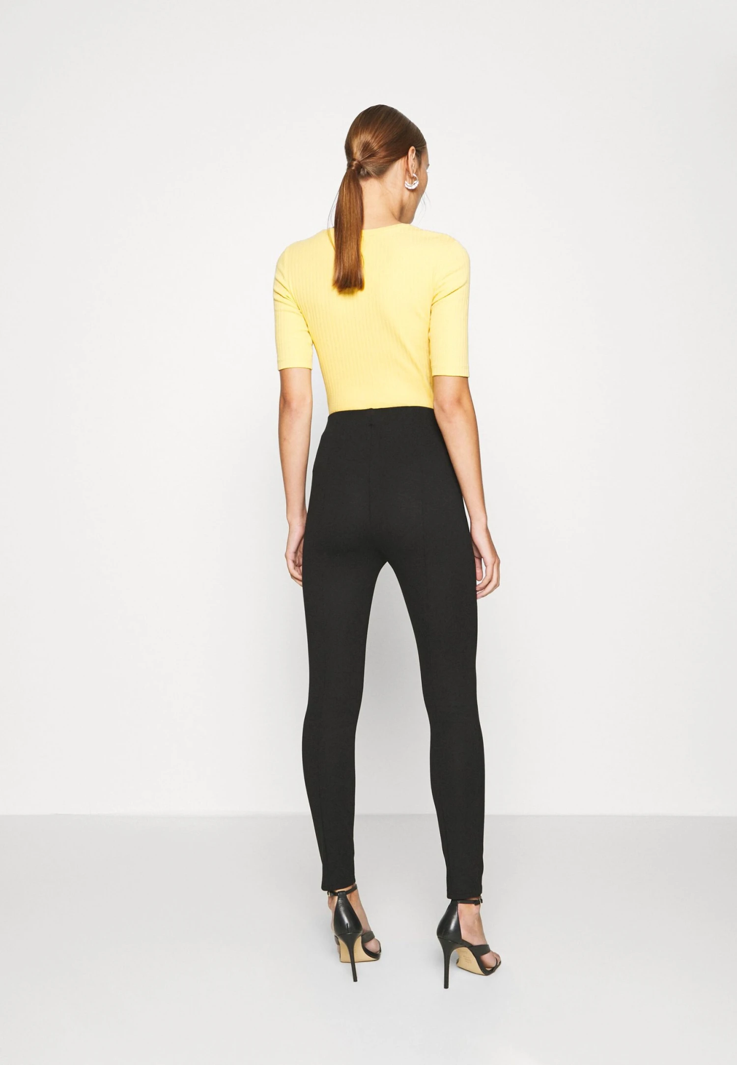 Anna Field Punto Leggings With Button DetailLeggingsBlack Donna Pantaloni AN621A04X-Q11 5 Anna Field Punto Leggings With Button DetailLeggingsBlack Donna Pantaloni AN621A04X-Q11 - immagine 3