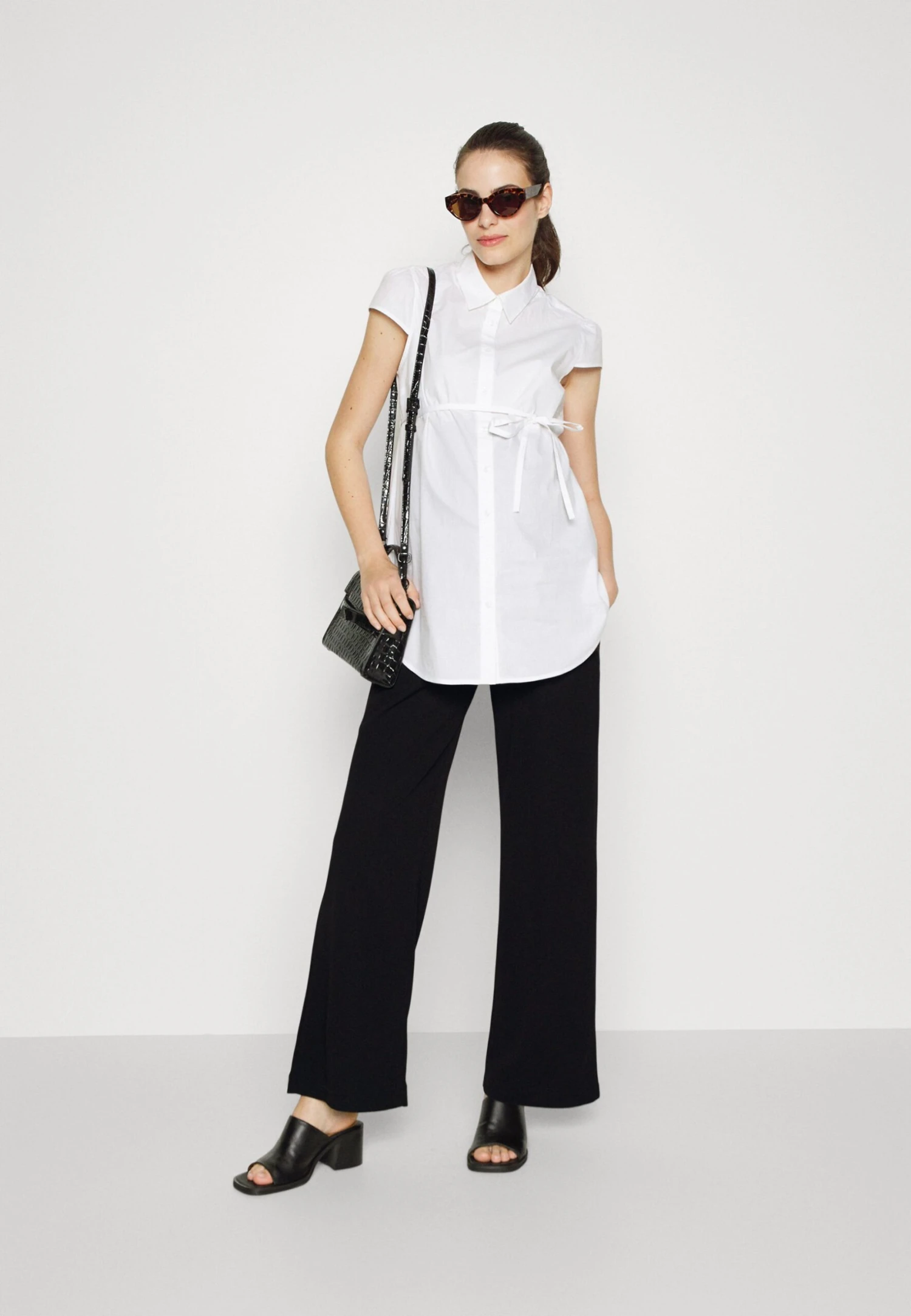 PantaloniBlack Donna Pantaloni EX429B01R-Q11 4 PantaloniBlack Donna Pantaloni EX429B01R-Q11 - immagine 2