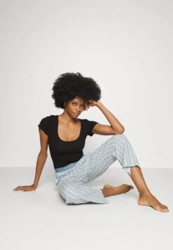 Anna Field 2 PackBodyBlack Donna Intimo AN681S00U-Q11 11 Anna Field 2 PackBodyBlack Donna Intimo AN681S00U-Q11 -Anna Field 4b354dd18b7741aa8955c866e57e9bd2