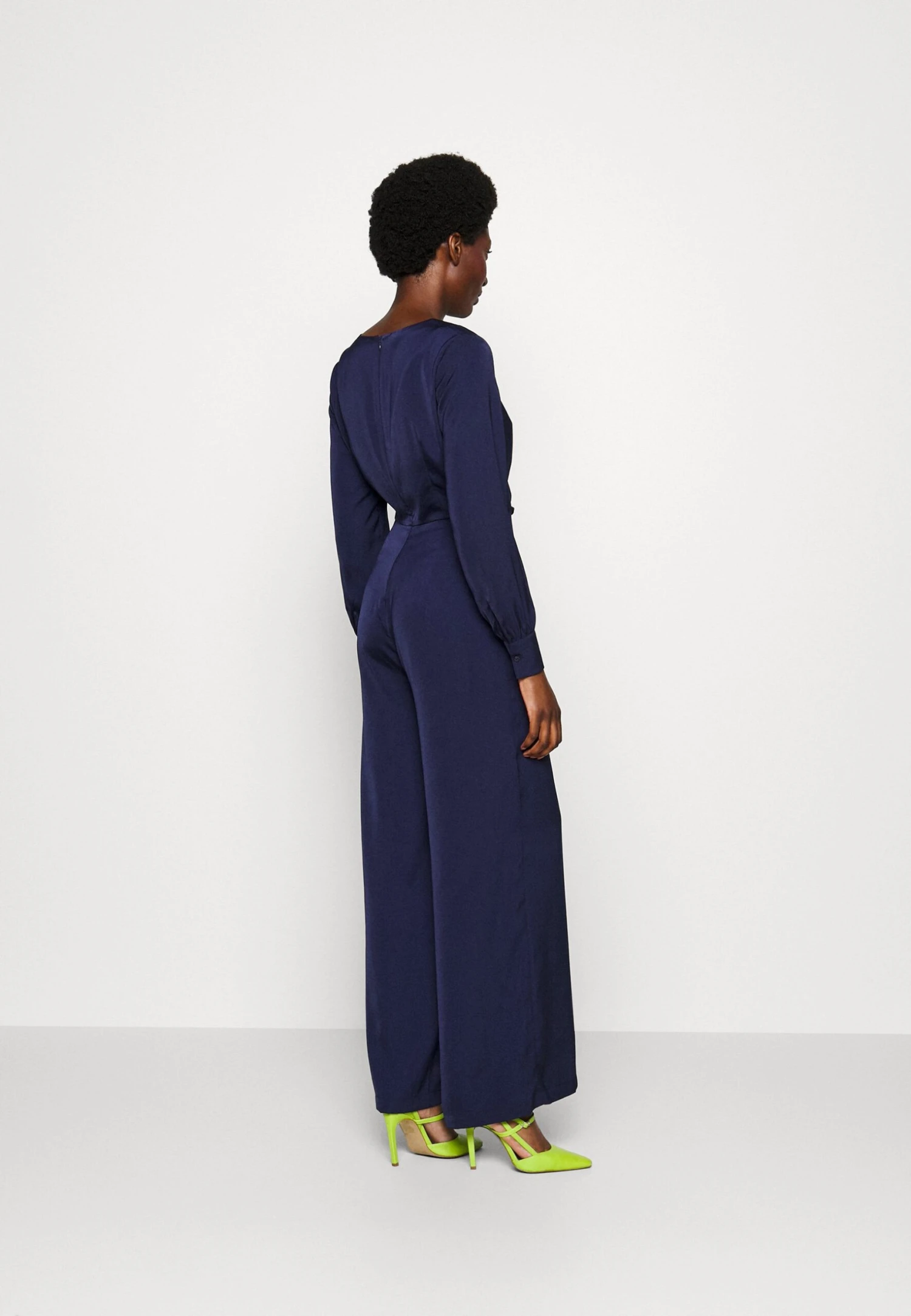 Anna Field Tuta JumpsuitDark Blue Donna Tute Jumpsuit AN621T03B-K11 5 Anna Field Tuta JumpsuitDark Blue Donna Tute Jumpsuit AN621T03B-K11 - immagine 3