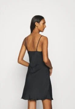 Anna Field Hammered Satin NightieCamicia Da NotteBlack Donna Intimo Notte E Loungewear AN681P05Z-Q11 11 Anna Field Hammered Satin NightieCamicia Da NotteBlack Donna Intimo Notte E Loungewear AN681P05Z-Q11 -Anna Field 582eef8b55cc48b49fe9b0e88e2892d9