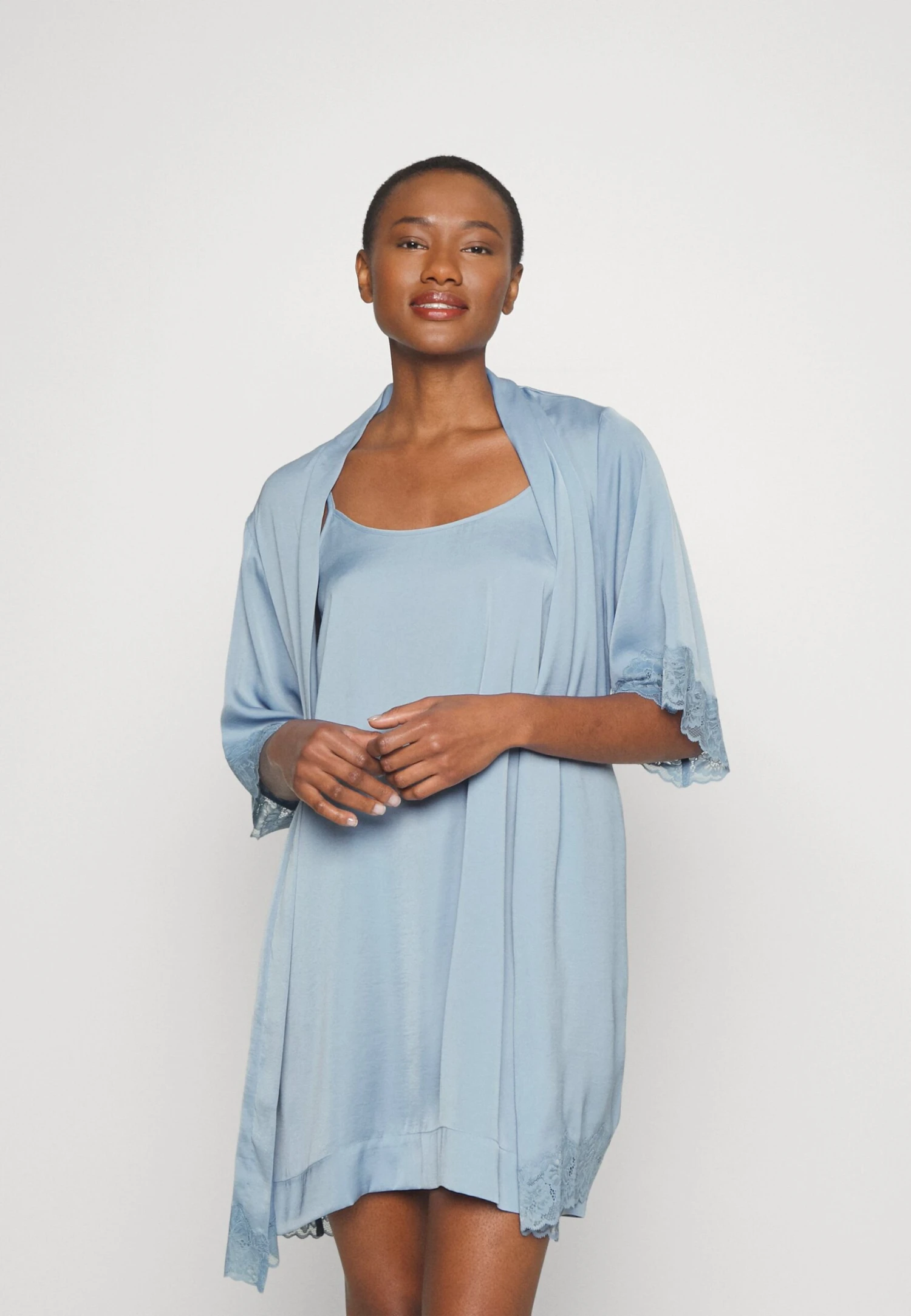 Anna Field AccappatoioLight Blue Donna Intimo Notte E Loungewear AN681P09P-K11 4 Anna Field AccappatoioLight Blue Donna Intimo Notte E Loungewear AN681P09P-K11 - immagine 2