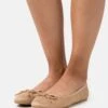 Anna Field Ballerine - Taupe 1 Anna Field Ballerine - Taupe -Anna Field 6406394fa9664889a4db387650ac59c3
