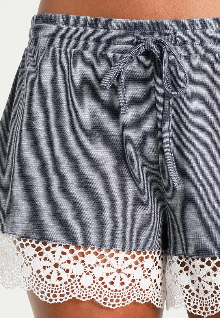 Anna Field Sarah Short Pj Set PigiamaOff-White/Dark Blue Donna Intimo Notte E Loungewear AN681BA0K-A11 9 Anna Field Sarah Short Pj Set PigiamaOff-White/Dark Blue Donna Intimo Notte E Loungewear AN681BA0K-A11 - immagine 7