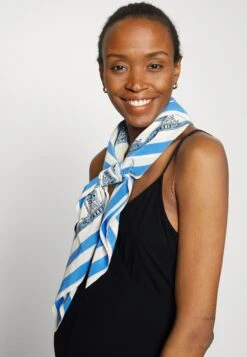 Strappy Drappy Cintered Tuta JumpsuitBlack Donna Tute Jumpsuit EX429D008-Q11 11 Strappy Drappy Cintered Tuta JumpsuitBlack Donna Tute Jumpsuit EX429D008-Q11 -Anna Field 877e0d68ca454a2c850b1e47426d2df7