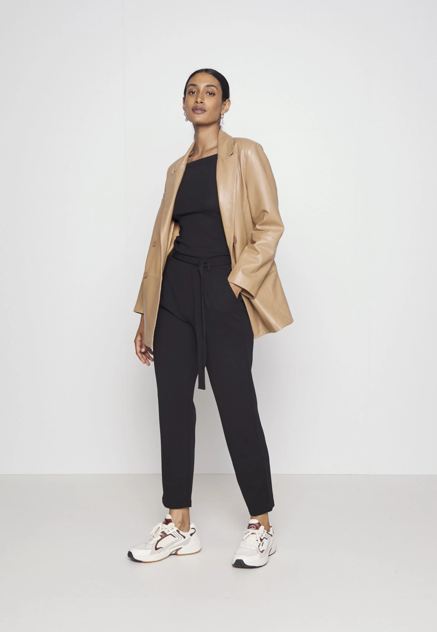 Anna Field PantaloniBlack Donna Pantaloni AN621A06J-Q11 4 Anna Field PantaloniBlack Donna Pantaloni AN621A06J-Q11 - immagine 2