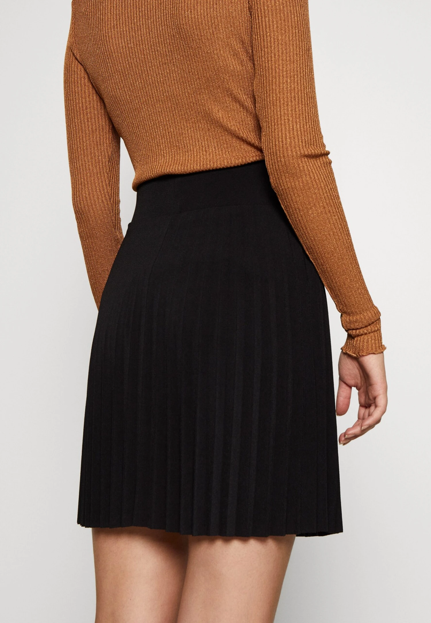 Gonna A CampanaBlack Donna Gonne ANH21B005-Q11 7 Gonna A CampanaBlack Donna Gonne ANH21B005-Q11 - immagine 5