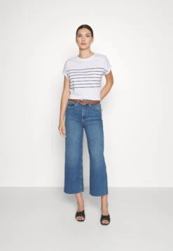 Anna Field MandalaT-Shirt Con StampaWhite Donna T-shirt E Top AN621D18O-A11 13 Anna Field MandalaT-Shirt Con StampaWhite Donna T-shirt E Top AN621D18O-A11 -Anna Field 906f3ab13c99410c8b62cf7f3e7aeb1e