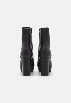 Stivaletti Con PlateauBlack Donna Stivali ANJ11N029-Q11 11 Stivaletti Con PlateauBlack Donna Stivali ANJ11N029-Q11 -Anna Field 99bbf90702c44b24adab2f330100bd04