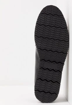 Scarpe Senza LacciBlack Donna Scarpe Piatte ANJ11E007-Q11 -Anna Field 9dc125e188864572a80a4b0bc923587d