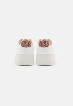 Anna Field Sneakers BasseWhite Donna Sneakers AN611A13X-A11 11 Anna Field Sneakers BasseWhite Donna Sneakers AN611A13X-A11 -Anna Field a66a503d3d8f48bfaca4e03e3175178b