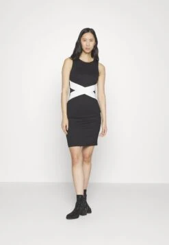 Anna Field TubinoBlack/White Donna Vestiti AN621C1ZU-Q11 11 Anna Field TubinoBlack/White Donna Vestiti AN621C1ZU-Q11 -Anna Field abda8fbfa5d3431d97062481fdaf32c0