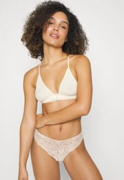 Anna Field 3Pp GreerSlipNude/White/Pink Donna Intimo AN681R04J-J11 13 Anna Field 3Pp GreerSlipNude/White/Pink Donna Intimo AN681R04J-J11 -Anna Field ba397c7230e54b04b72699b3f934a28d