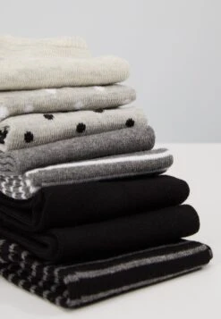 Anna Field 8Pp Spot Stripe CalzeGrey Donna Calze AN681F01Y-C11 9 Anna Field 8Pp Spot Stripe CalzeGrey Donna Calze AN681F01Y-C11 -Anna Field c4f9f9de7c754216a2ed0c3f542fba9e