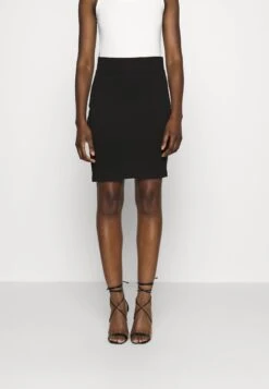 Anna Field 2Pack - Minigonna - Black/Khaki 14 Anna Field 2Pack - Minigonna - Black/Khaki -Anna Field c89bf4976c7b4807afc32145d3e4fe3b