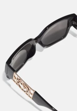 Anna Field Occhiali Da SoleBlack Donna Occhiali Da Sole AN651K028-Q11 8 Anna Field Occhiali Da SoleBlack Donna Occhiali Da Sole AN651K028-Q11 -Anna Field d39d1f2c28474813905c5faf646780fe