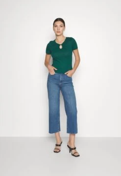 Anna Field T-Shirt BasicDark Green Donna T-shirt E Top AN621D185-M11 13 Anna Field T-Shirt BasicDark Green Donna T-shirt E Top AN621D185-M11 -Anna Field e2651f3df2bf464591166faa5add3ec4