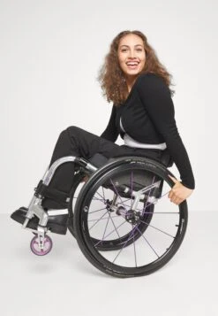 Anna Field PantaloniBlack Donna Pantaloni AN621A06T-Q11 -Anna Field e2fc9a65423c427b91cf8a280ed3a3a4