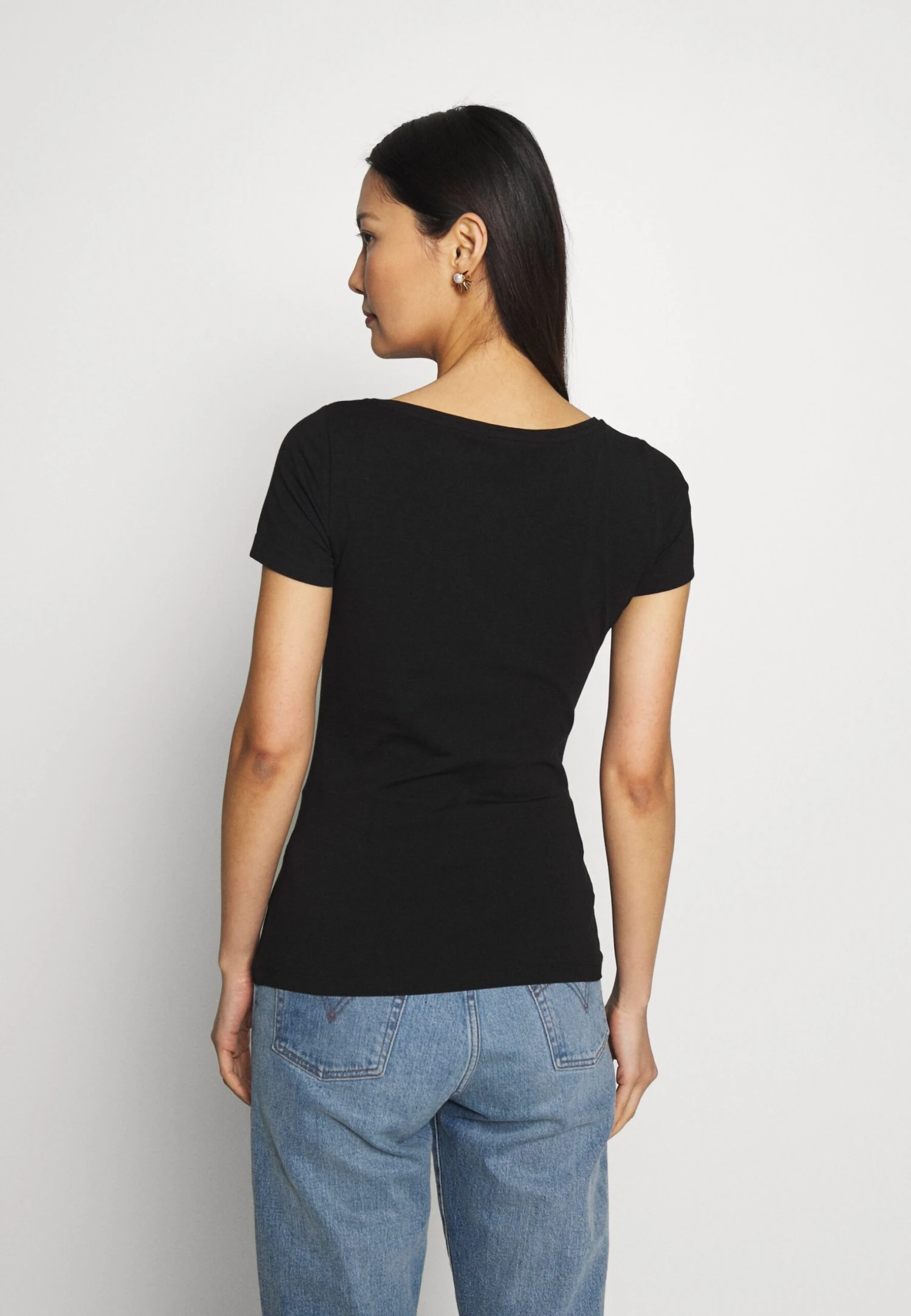 Anna Field 3 PackT-Shirt BasicBlack Donna T-shirt E Top AN621D0PH-Q11 6 Anna Field 3 PackT-Shirt BasicBlack Donna T-shirt E Top AN621D0PH-Q11 - immagine 4