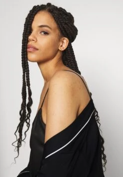 Anna Field Amanda Satin Dressing GownAccappatoioBlack Donna Intimo Notte E Loungewear AN681P05M-Q11 13 Anna Field Amanda Satin Dressing GownAccappatoioBlack Donna Intimo Notte E Loungewear AN681P05M-Q11 -Anna Field eed1478cfddd45b9a2232895a3abc79a