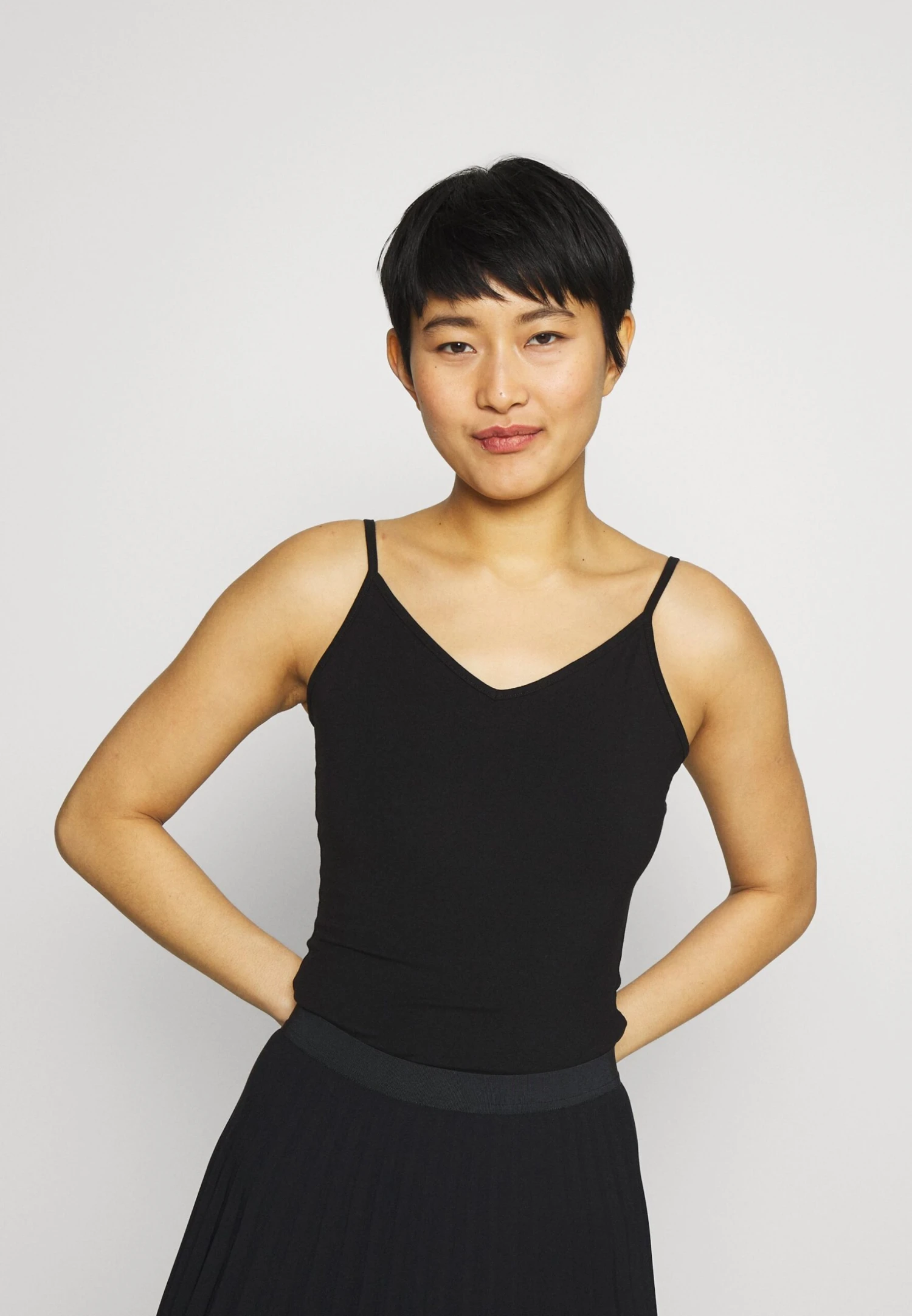 Anna Field 5 PackTopBlack/White/Mottled Light Grey Donna T-shirt E Top AN621D0Y6-Q11 7 Anna Field 5 PackTopBlack/White/Mottled Light Grey Donna T-shirt E Top AN621D0Y6-Q11 - immagine 5